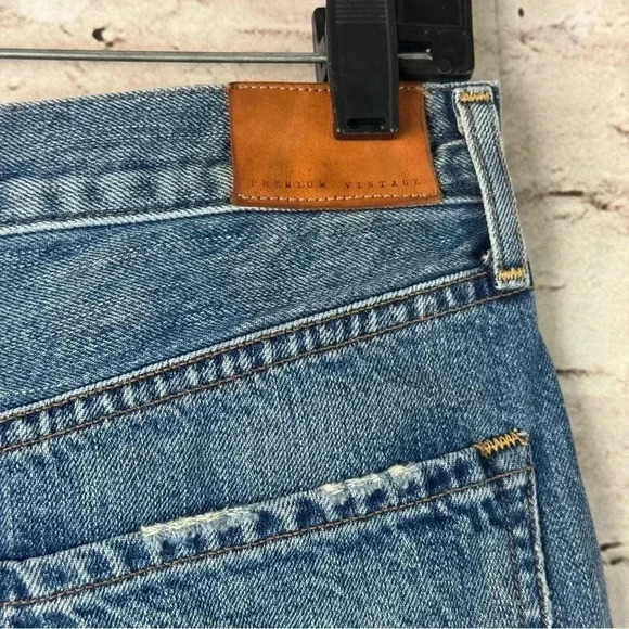 Citizens of Humanity Size 23 Denim Mini Skirt CH Premium VIntage Distressed Raw - Picture 9 of 11